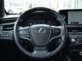 Lexus ES 250 Luxury 2.5 2023 годаүшін27 500 000 тг. в Астана – фото 16