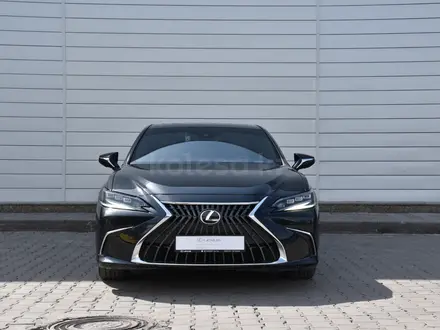 Lexus ES 250 Luxury 2.5 2023 года за 27 500 000 тг. в Астана – фото 2