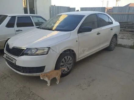 Skoda Rapid 2015 года за 2 700 000 тг. в Кульсары – фото 2