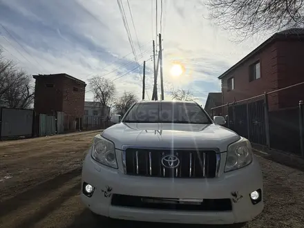Toyota Land Cruiser Prado 2012 года за 14 700 000 тг. в Актобе – фото 3