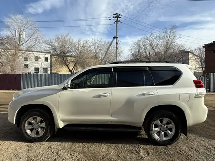 Toyota Land Cruiser Prado 2012 года за 14 700 000 тг. в Актобе – фото 2