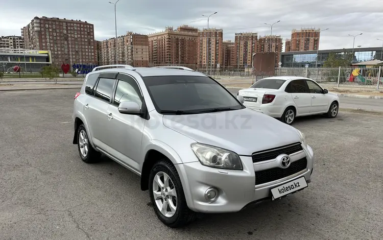 Toyota RAV4 2009 годаfor8 500 000 тг. в Актау