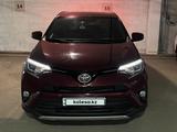 Toyota RAV4 2018 года за 11 450 000 тг. в Астана – фото 4