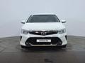Toyota Camry 2015 года за 9 790 000 тг. в Астана – фото 2