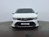 Toyota Camry 2015 годаүшін9 790 000 тг. в Астана – фото 2