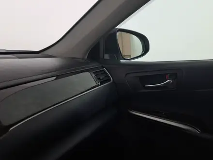 Toyota Camry 2015 года за 9 790 000 тг. в Астана – фото 18