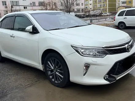 Toyota Camry 2017 года за 13 000 000 тг. в Актау