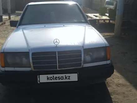 Mercedes-Benz E 230 1989 года за 1 600 000 тг. в Шардара – фото 3