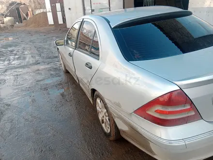 Mercedes-Benz C 230 2005 года за 4 000 000 тг. в Астана – фото 5