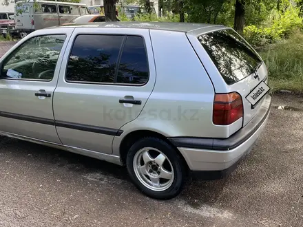 Volkswagen Golf 1992 года за 1 100 000 тг. в Караганда – фото 4