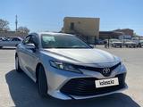 Toyota Camry 2018 года за 9 990 000 тг. в Актау – фото 3