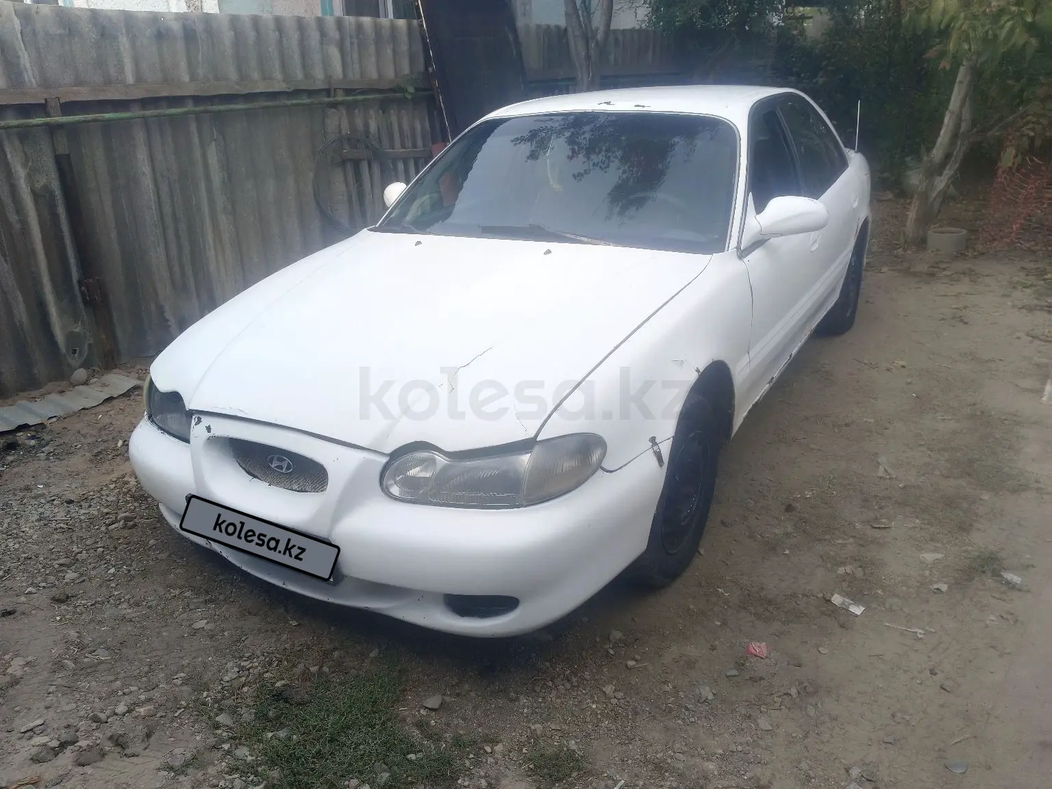Hyundai Sonata, 1998