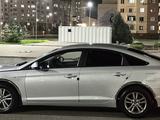 Hyundai Sonata 2015 года за 6 400 000 тг. в Талдыкорган – фото 2