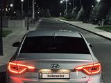 Hyundai Sonata 2015 года за 6 400 000 тг. в Талдыкорган