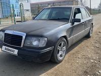 Mercedes-Benz E 200 1992 годаfor900 000 тг. в Тараз