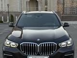 BMW X5 2022 года за 38 000 000 тг. в Алматы