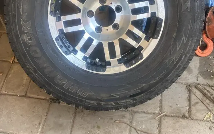 Зимняя резина с дисками 4 колеса за 300 000 тг. в Алматы
