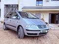 Volkswagen Sharan 2009 года за 5 500 000 тг. в Аксай