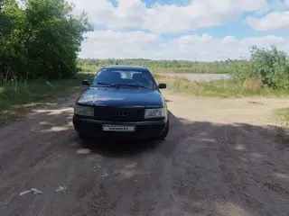 Audi 100