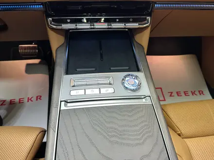 Zeekr 9X Hyper 2025 года за 57 900 000 тг. в Алматы – фото 35