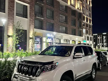 Toyota Land Cruiser Prado 2014 года за 17 400 000 тг. в Астана