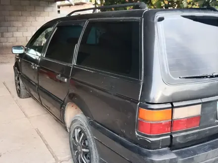 Volkswagen Passat 1993 годаүшін950 000 тг. в Шу – фото 5