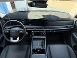 Накидка на панель Hyundai Santa Fe с 2024 + за 8 000 тг. в Астана – фото 2