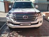 Toyota Land Cruiser 2019 годаүшін37 000 000 тг. в Уральск – фото 2