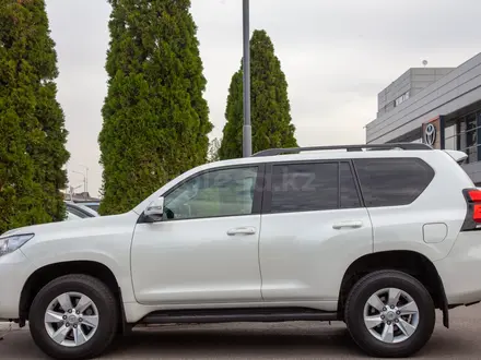 Toyota Land Cruiser Prado Comfort 2020 года за 22 490 000 тг. в Алматы – фото 4