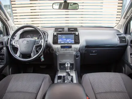 Toyota Land Cruiser Prado Comfort 2020 года за 22 490 000 тг. в Алматы – фото 12