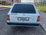 Mercedes-Benz E 230 1991 года за 900 000 тг. в Астана – фото 4