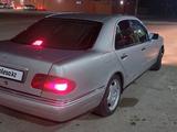 Mercedes-Benz E 280 1997 года за 3 350 000 тг. в Кызылорда – фото 4