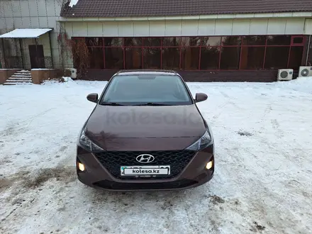 Hyundai Accent 2022 года за 7 450 000 тг. в Караганда – фото 7