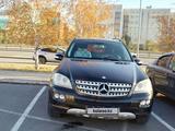 Mercedes-Benz ML 350 2006 года за 6 200 000 тг. в Астана – фото 2