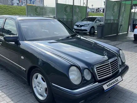 Mercedes-Benz E 280 1998 года за 4 500 000 тг. в Алматы – фото 19