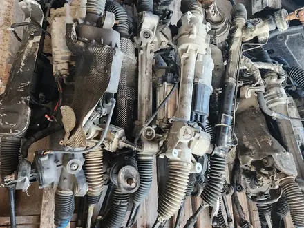 Рейка рулевая на различные виды авто за 25 000 тг. в Шымкент