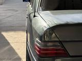 Mercedes-Benz E 230 1989 года за 599 999 тг. в Жаркент – фото 5