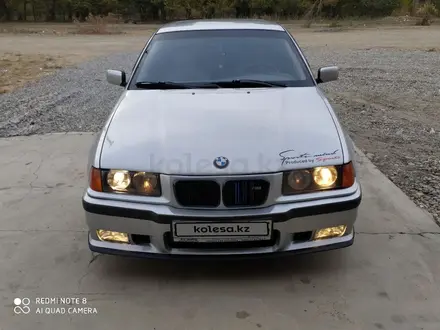 BMW 318 1993 года за 1 600 000 тг. в Алматы – фото 3