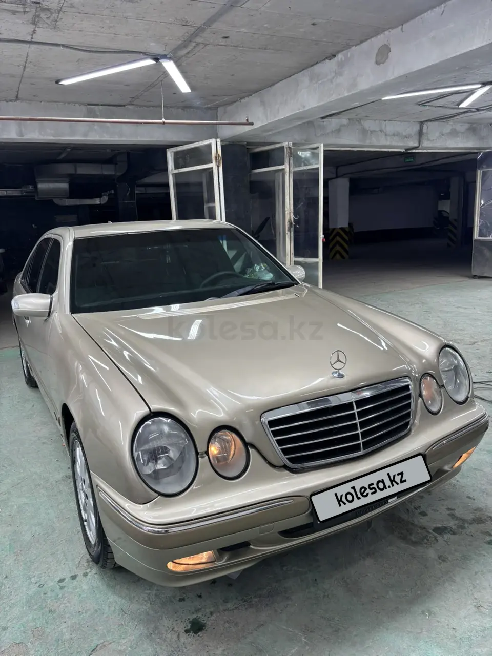 Mercedes-Benz E-Class, 2000