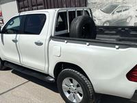 Toyota Hilux 2017 года за 12 800 000 тг. в Актау