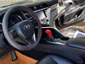 Toyota Camry 2017 годаүшін9 800 000 тг. в Актобе – фото 4