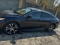 Toyota Camry 2017 годаүшін9 800 000 тг. в Актобе – фото 3