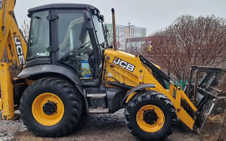 JCB  3CX 2015 года за 31 000 000 тг. в Астана