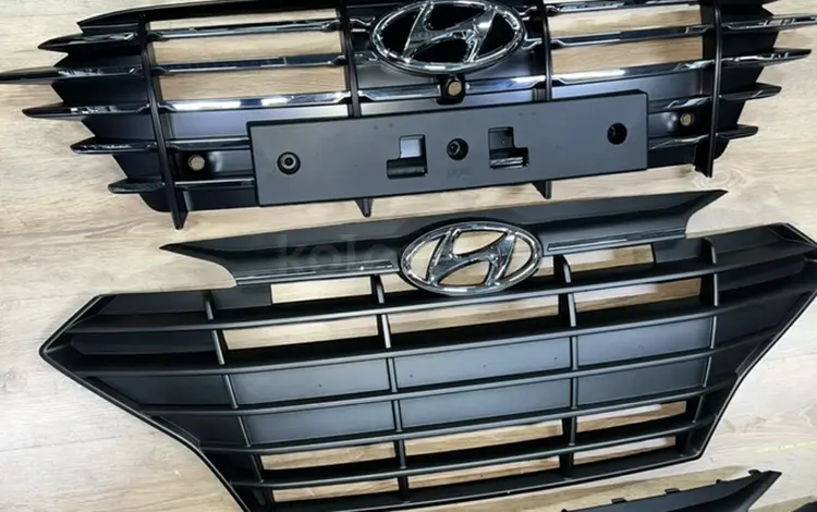 Решётка радиатора Hyundai Sonata за 250 000 тг. в Алматы
