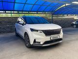 Kia Carnival 2021 года за 21 000 000 тг. в Алматы