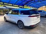Kia Carnival 2021 года за 21 000 000 тг. в Алматы – фото 5
