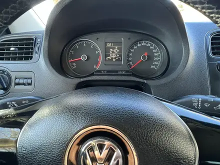 Volkswagen Polo 2017 года за 5 800 000 тг. в Актобе – фото 13