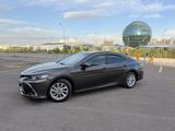 Toyota Camry 2023 годаүшін16 197 259 тг. в Астана – фото 2
