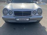 Mercedes-Benz E 240 1998 годаүшін2 300 000 тг. в Алматы