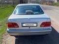 Mercedes-Benz E 240 1998 года за 2 300 000 тг. в Алматы – фото 19